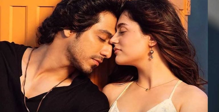 सेंसर बोर्ड ने अहान पांडे के इंटीमेट सीन पर चलाई कैंची, 2 दिन बाद रिलीज हो रही है ‘सैयारा’