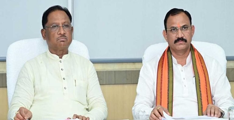 मुख्यमंत्री नगरोत्थान योजना, अधोसंरचना एवं सेंट्रल लाइटिंग मद से स्वीकृत हुए कार्य