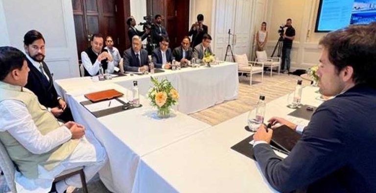 मध्यप्रदेश में विश्वस्तरीय खेल अधोसंरचना विकास पर हुआ विचार-विमर्श