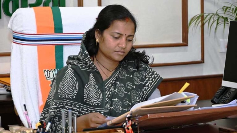 मंत्री लक्ष्मी राजवाड़े की पहल से सूरजपुर को मिली सड़कों की सौगात