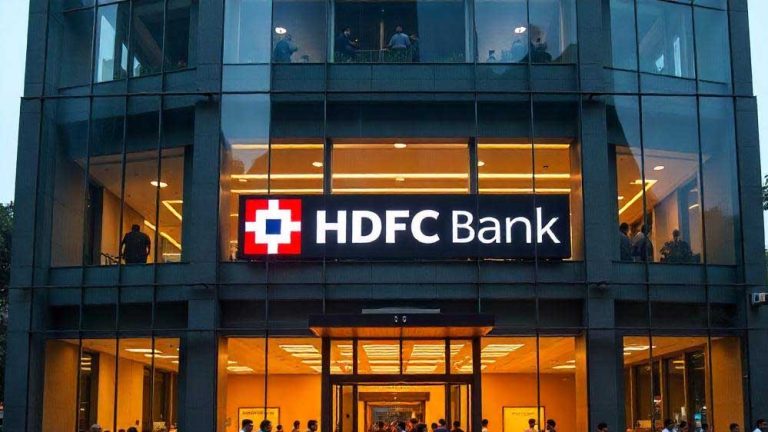 निवेशकों की बल्ले-बल्ले! देश के नंबर-1 बैंक HDFC ने दी डबल कमाई की खुशी