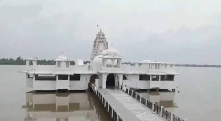 झांतल का विश्वनाथ महादेव: श्रद्धा और आकर्षण का अद्वितीय संगम