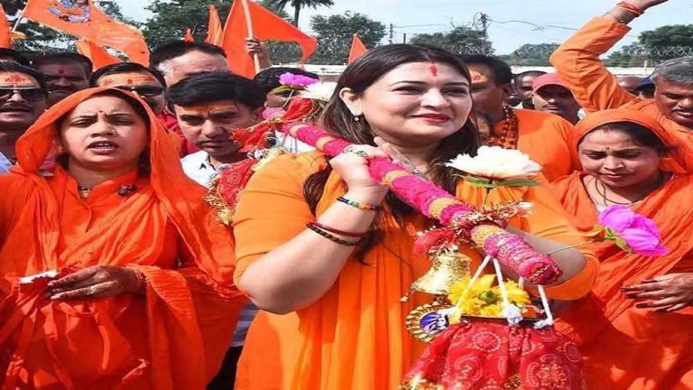 भवना बोहरा की आस्था यात्रा निर्णायक मोड़ पर, डिप्टी सीएम ने कहा—संकल्प की सफलता के लिए शुभकामनाएं