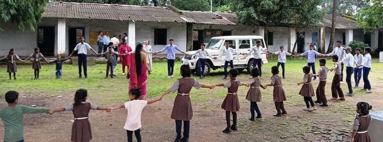 ‘बेटी बचाओ, बेटी पढ़ाओ’ के समापन पर बालिकाओं को मिला डिजिटल सुरक्षा का पाठ