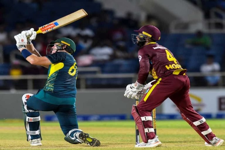 डेब्यू में धमाका: मिशेल ओवेन ने ठोका अर्धशतक, वॉर्नर-पोंटिंग की लिस्ट में हुए शामिल