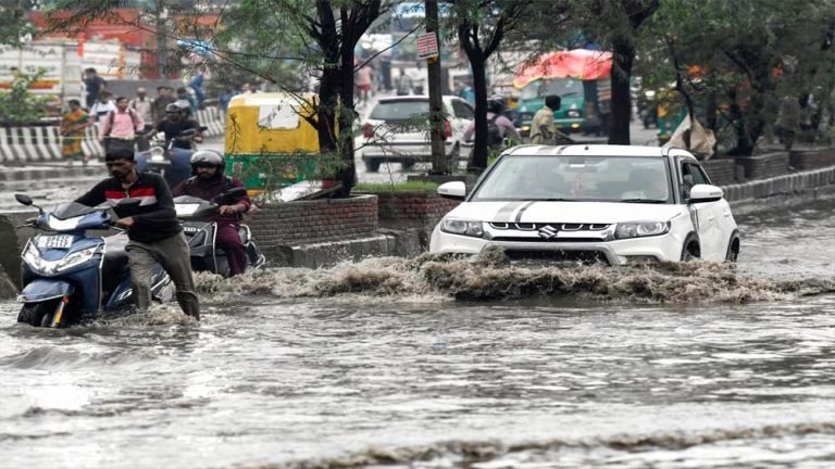 तेज बारिश की चेतावनी: जबलपुर समेत कई जिलों में अलर्ट, शिवपुरी डैम के गेट खोले गए