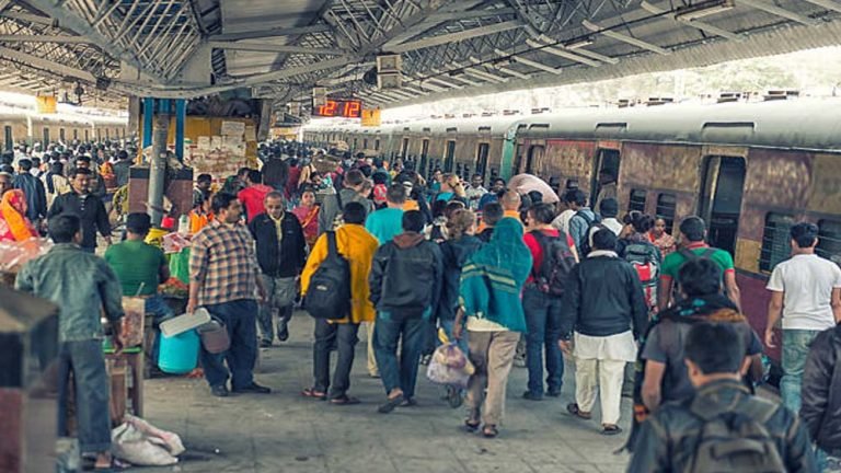 रेलवे का कड़ा एक्शन: करोड़ों IRCTC आईडी बंद, जानें नए नियम क्या हैं