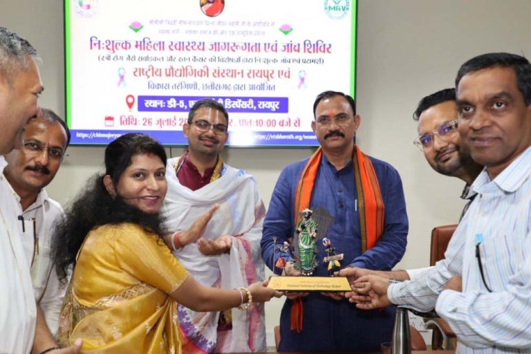 महिलाओं के स्वास्थ्य को मिलेगी प्राथमिकता: मंत्री जायसवाल ने जताई प्रतिबद्धता