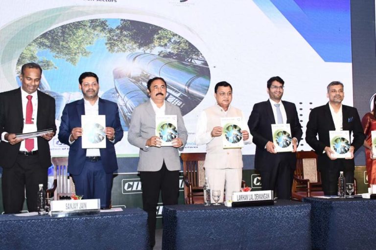 सीआईआई द्वारा आयोजित ग्रीन स्टील व माइनिंग समिट में देशभर से आए उद्योगपतियों से संवाद