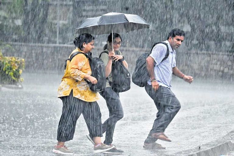 मध्यप्रदेश : भोपाल, उज्जैन, नर्मदापुरम, रतलाम, नीमच में आज सुबह से जोरदार बारिश हो रही