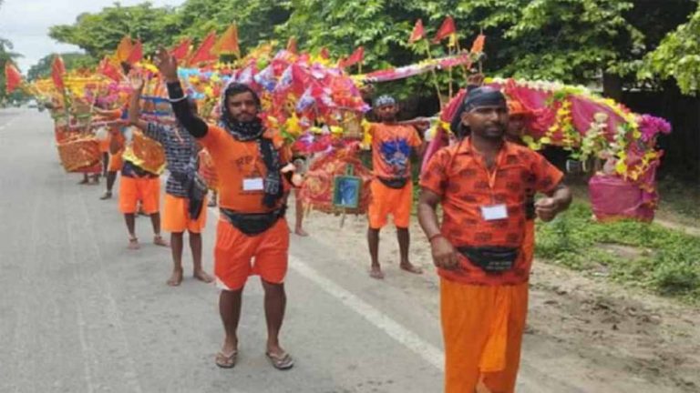 कांवड़ यात्रा प्रभाव: मुरादाबाद-दिल्ली-लखनऊ मार्गों पर ट्रक प्रतिबंधित, रामपुर के स्कूलों में छुट्टी