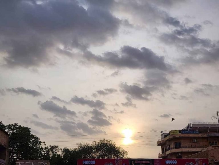बादल छाए, लेकिन बारिश नदारद: जैसलमेर में येलो अलर्ट भी फेल