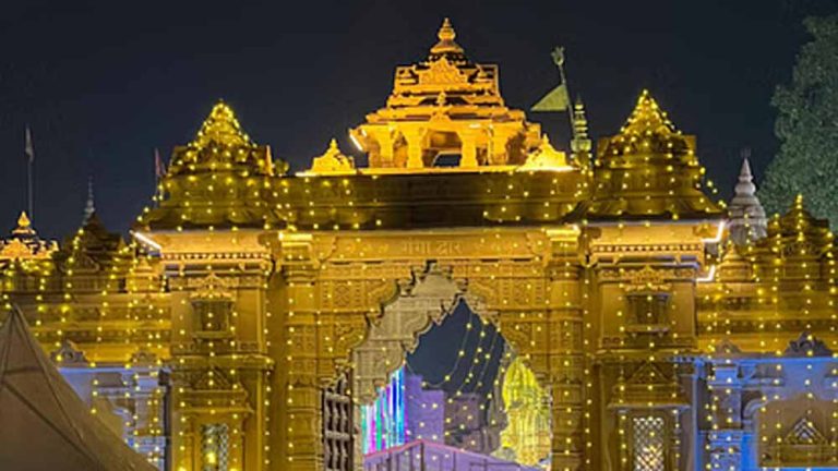 काशी विश्वनाथ मंदिर में सावन को लेकर तैयारियों तेज, एक करोड़ से ज्यादा श्रद्धालुओं के आने की संभावना
