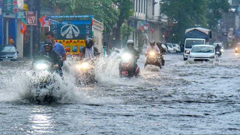 MP में 51% ज्यादा बारिश; सागर, रीवा सहित 17 जिलों में आज झमाझम बरसेगा पानी, भोपाल-इंदौर में भी अलर्ट
