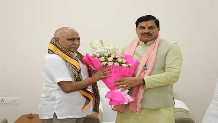 मुख्यमंत्री डॉ. यादव से श्री खंडेलवाल की भेंट