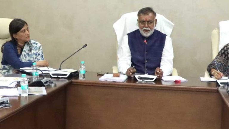 हमें जल, भूमि संरक्षण के लिये अभी से ठोस प्रयास करने होंगे: मंत्री पटेल
