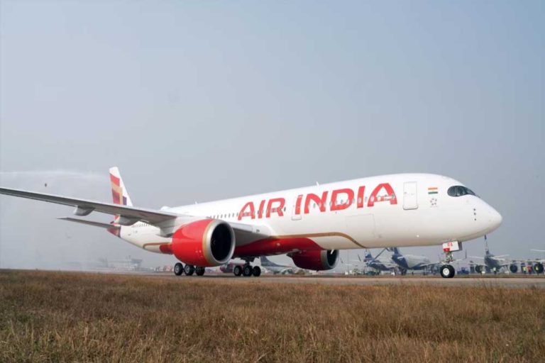 Air India फ्लाइट में उड़ान के तुरंत बाद तकनीकी दिक्कत, सुरक्षित लौटा जयपुर