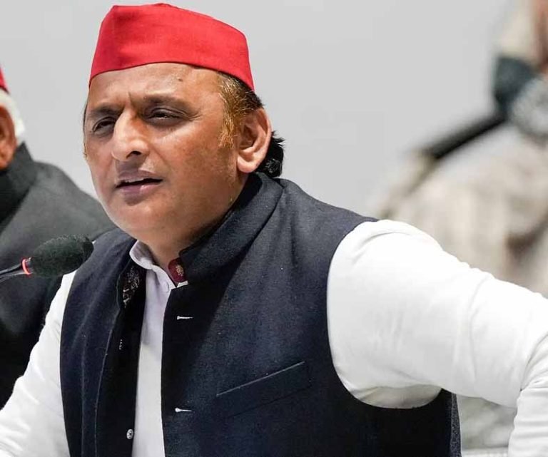 आरक्षण दिवस पर अखिलेश का संदेश – संविधान ही ढाल, संविधान ही अधिकार