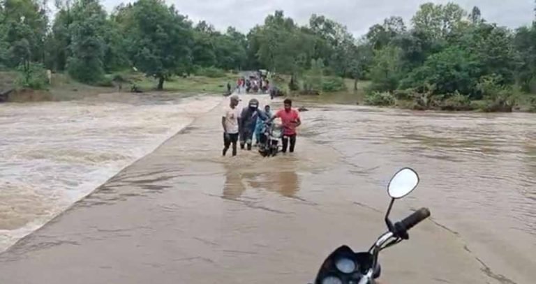 मध्य प्रदेश: शहडोल में मूसलाधार बारिश से जनजीवन अस्त-व्यस्त, घरों-सड़कों में पानी