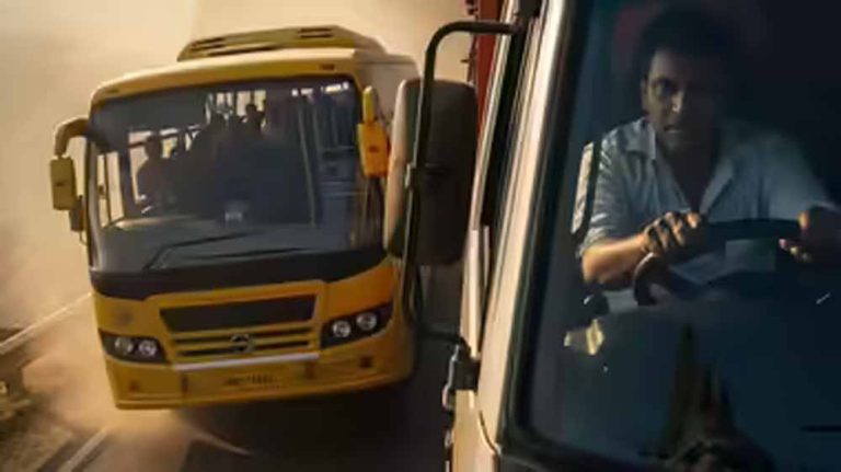 खाई की ओर बढ़ रही थी बस, ट्रक ड्राइवर की तत्परता से टली भीषण दुर्घटना