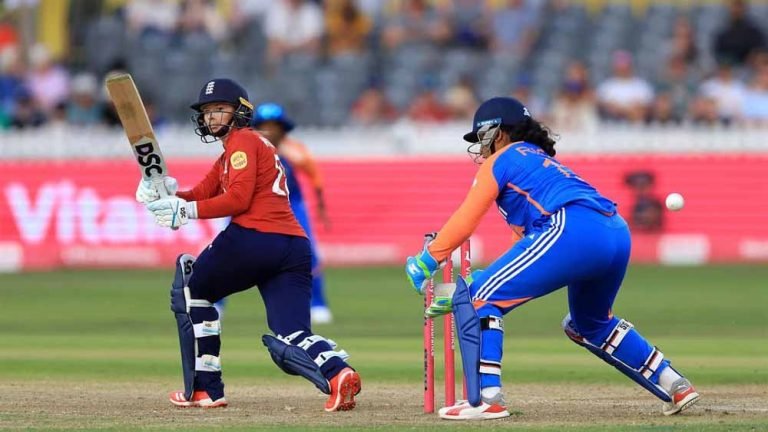 मैच में अनुशासनहीनता भारी पड़ी, भारतीय बल्लेबाज और इंग्लैंड टीम पर ICC ने ठोका फाइन