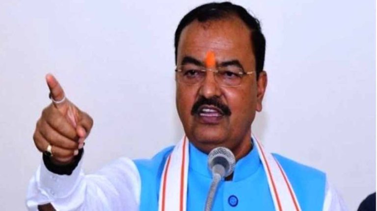 केशव मौर्य का तीखा वार: धर्मांतरण पर चुप्पी साधे हैं कांग्रेस-सपा और चुनावी हिंदू