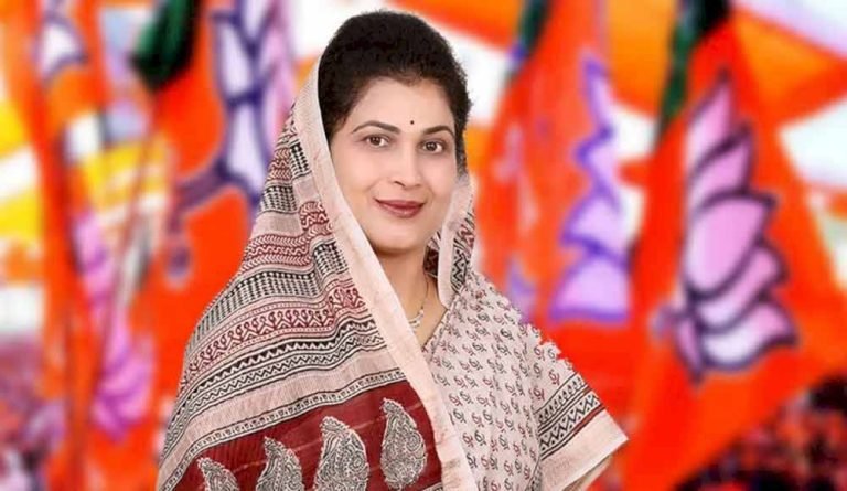 जिम्मेदारी के साथ कार्य करें अधिकारी : राज्यमंत्री गौर