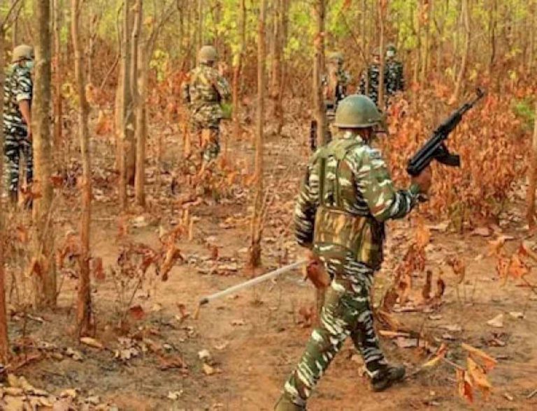 नक्सल मोर्चे पर बड़ी सफलता, दंतेवाड़ा-बीजापुर सीमा पर दो नक्सली ढेर