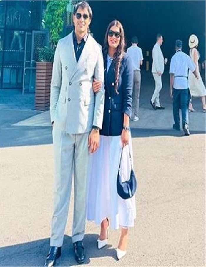 नीरज चोपड़ा ने शादी के बाद पहली बार पत्नी हिमानी के साथ फोटोज की शेयर, 6 महीने पहले हुआ था विवाह