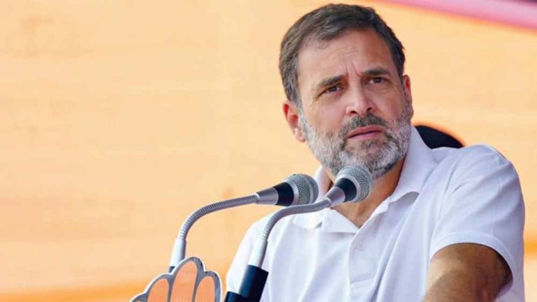 मानहानि केस में कोर्ट पहुंचे राहुल गांधी, लखनऊ में सरेंडर के बाद राहत
