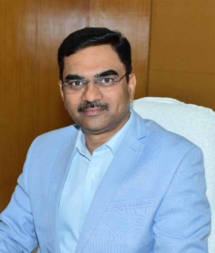 आयुक्त जनसम्पर्क ने संचालनालय में किया पौध-रोपण