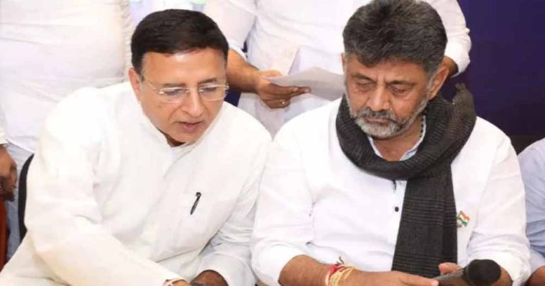 डीके शिवकुमार की कोशिश नाकाम, सुरजेवाला ने साफ कहा – CM नहीं बदलेगा