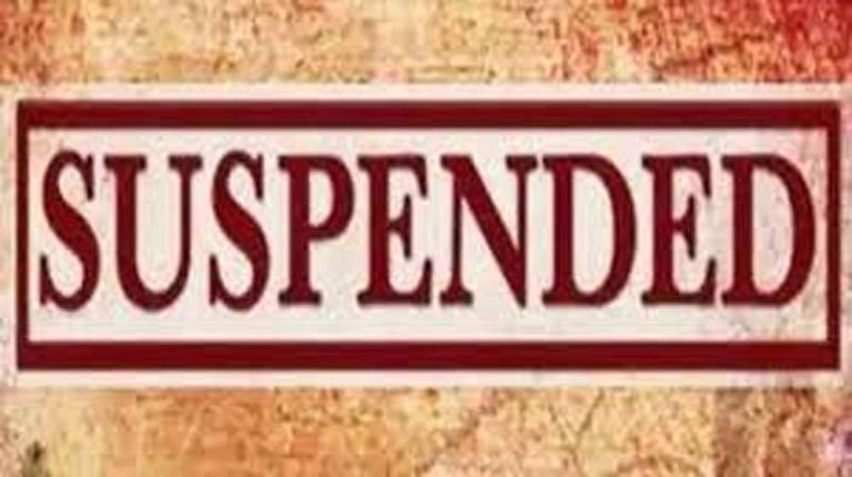 जनसुनवाई में लापरवाही भारी पड़ी: सचिव सस्पेंड, कई अधिकारियों से जवाब तलब