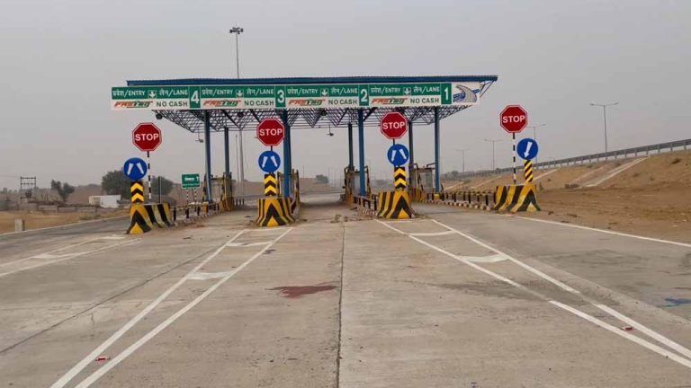 एक्सप्रेस-वे यूजर्स को बड़ी राहत, 28 किमी पर नहीं लगेगा टोल
