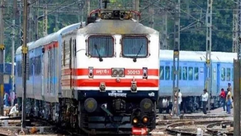 रेल यात्रियों के लिए जरूरी खबर: इन ट्रेनों का कानपुर सेंट्रल ठहराव रद्द, देखें नया शेड्यूल