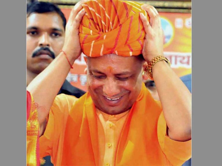 गुरु पूर्णिमा पर शिष्य भी बनेंगे, गुरु भी निभाएंगे… सीएम योगी की अनोखी भूमिका