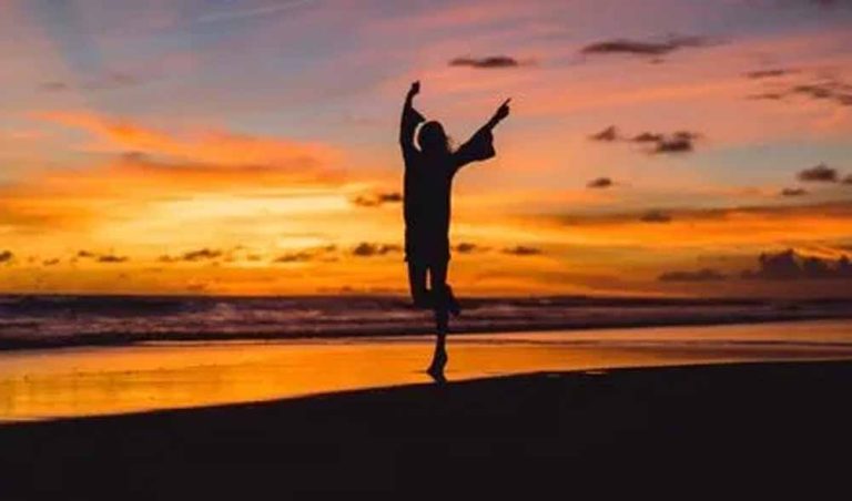 खुश रहने के लिए जानिए जीवन के ये 5 जरूरी कड़वे सच