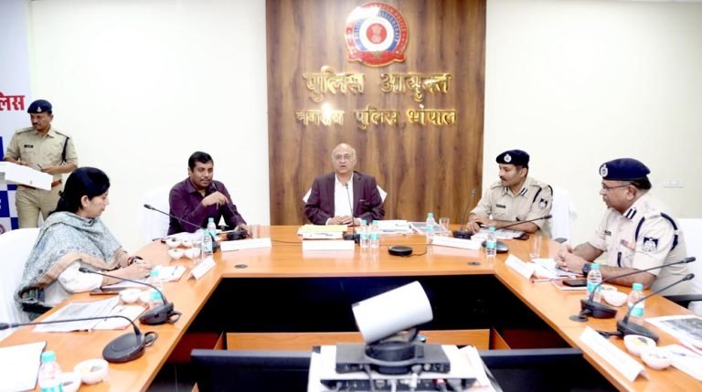 भोपाल बनेगा आदर्श सड़क सुरक्षा मॉडल: न्यायमूर्ति सप्रे का प्रस्ताव