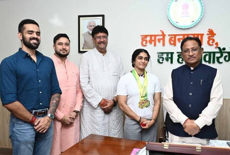 स्वर्ण पदक विजेता नमी राय पारेख ने की मुख्यमंत्री साय से शिष्टाचार भेंट
