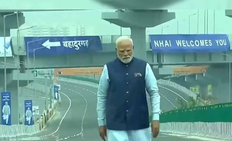 ट्रैफिक जाम से मिलेगी राहत: द्वारका एक्सप्रेसवे और UER-II को पीएम मोदी ने जनता को समर्पित किया