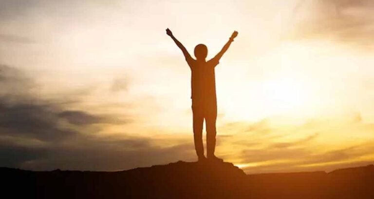 सुबह के ये 7 सरल कदम बदल देंगे आपका दिन और जीवन