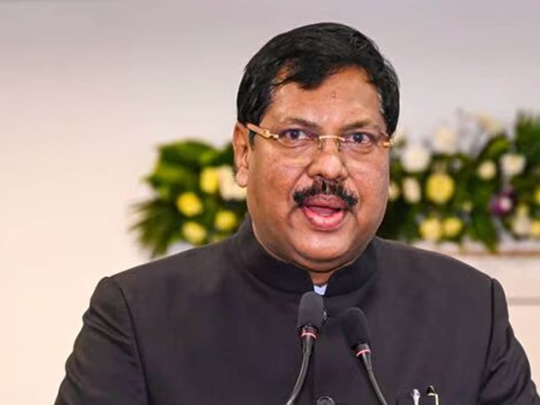 CJI गवई भड़के: जजों पर हमले के खिलाफ कोई माफी या याचिका वापसी नहीं होगी