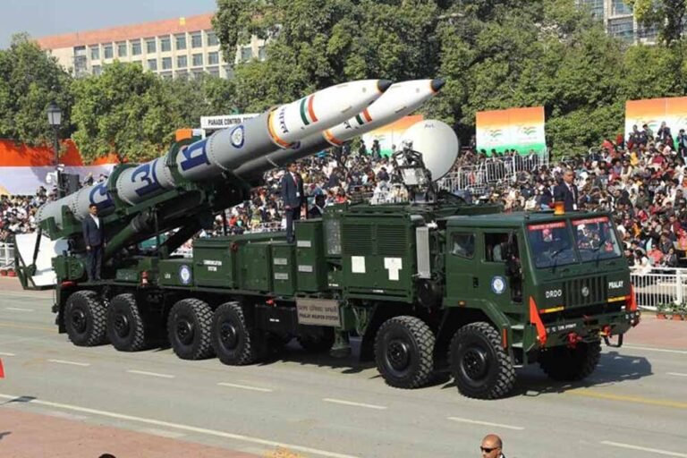 भारत की नई Pralay मिसाइल, हवा से लॉन्च होगी और 7473 km/hr की गति से निशाना साधेगी