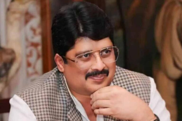 संविधान पर राजा भैया का बड़ा बयान, बोले– नहीं चाहिए समाजवाद और धर्मनिरपेक्ष शब्द