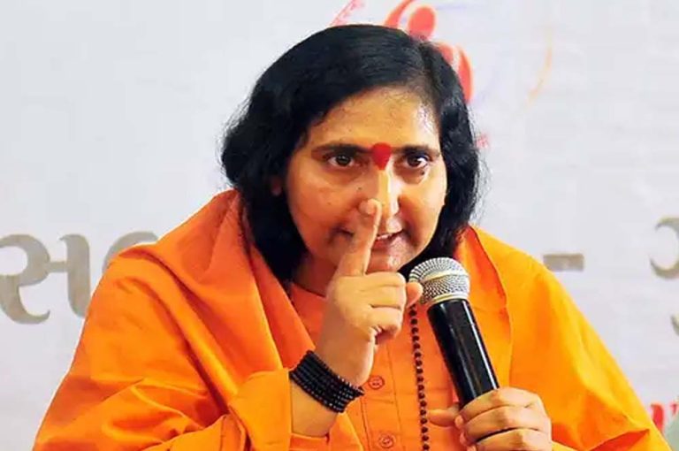 ‘अनिरुद्धाचार्य’ विवाद के बाद साध्वी ऋतंभरा की टिप्पणी ने फिर उठाई चिंता, सोशल मीडिया में असहमति