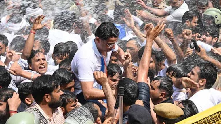 राजनीतिक बयानबाज़ी पर पायलट का कटाक्ष, किन्हें दिया इशारा?