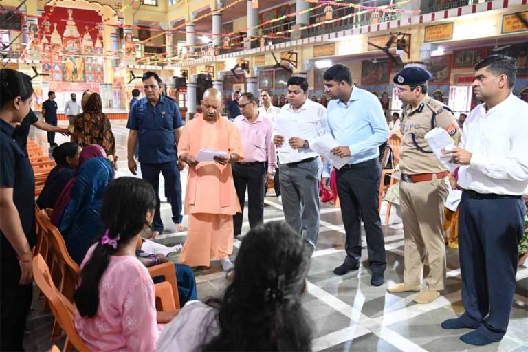 बच्चों में कुपोषण से लड़ने का सफल प्रयास: योगी सरकार की पोषण पाठशाला बनी मिसाल