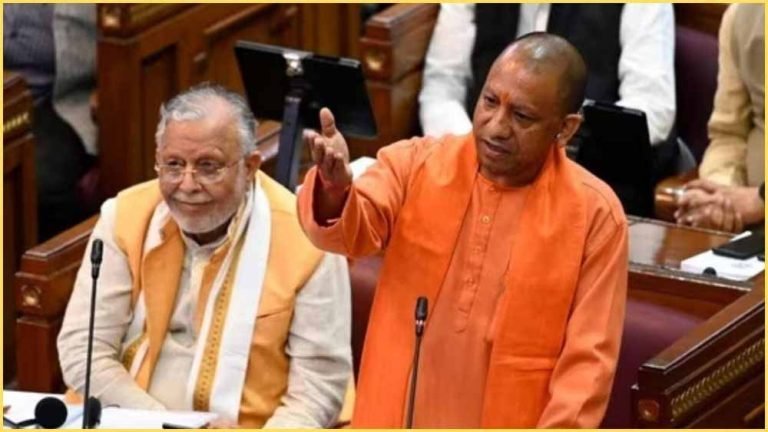 PDA पर सीएम योगी का वार – कहा, सपा के लिए विकास सिर्फ परिवार तक सीमित