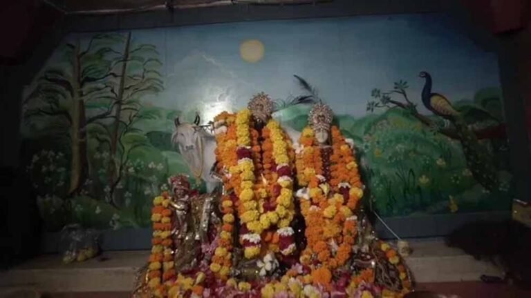 कृष्ण जन्मोत्सव की धूम: 750 साल पुराने ठाकुरद्वारा में गूंजेगी परंपराओं की छटा