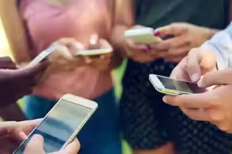 इतनी सी गलती से महंगा फोन बन सकता है ‘खाली डिब्बा’